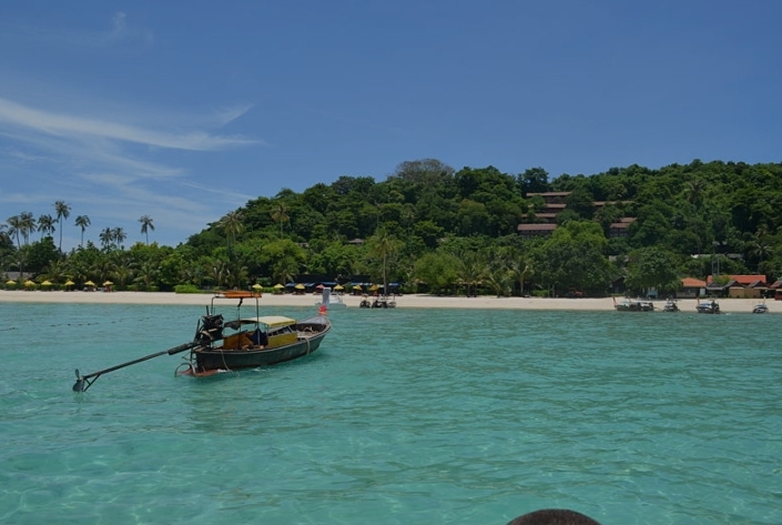 Koh phi phi island Beach
