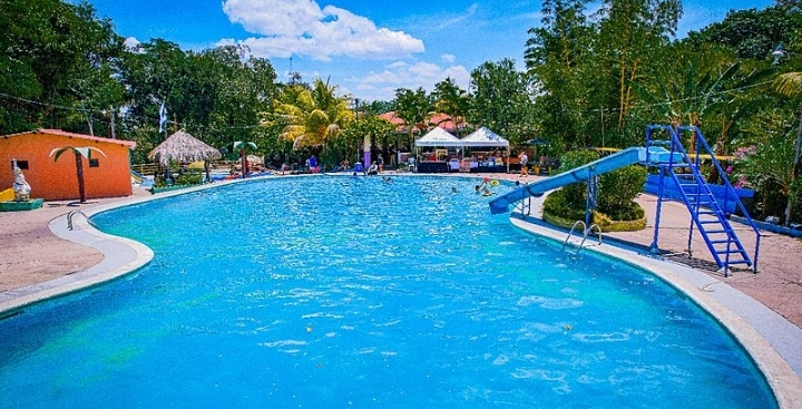Parque Acuatico Water park pool